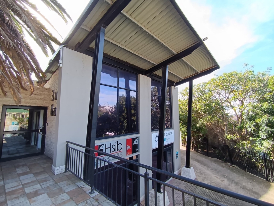  Bedroom Property for Sale in Newton Park Eastern Cape